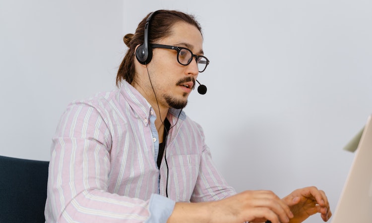 Customer service atau layanan pelanggan, Sumber: pexels.com